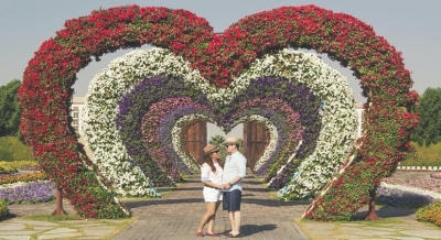 From Roaching To Breadcrumbing; Here Are Some Horrifying Dating Trends From Roaching To Breadcrumbing; Here Are Some Horrifying Dating Trends-TeluguStop.com