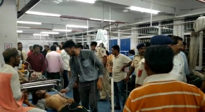  Gujarat: 2 Die, Many Injured As Tazia Comes In Contact With High-tension Power L-TeluguStop.com