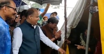  Himachal Cm Visits Rain-hit Villages-TeluguStop.com