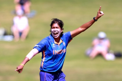  India Name Women's Squads For England Tour; Jhulan Returns For Odis, Navgire Get-TeluguStop.com