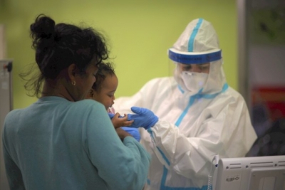  Israel Begins Vaccinating Children Under 5 Yrs Against Covid-19-TeluguStop.com