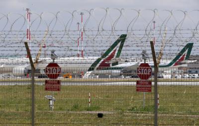  Italy Facing Decision On Sale Of State-owned Airline-TeluguStop.com