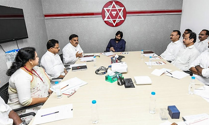 Telugu Amithsha, Apcm, Bandi Sanjay, Chikoti Praveen, Cm Kcr, Corona, Janasena,