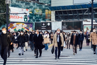  Japan's Daily Covid-19 Cases Hit Record High Of 250,403-TeluguStop.com