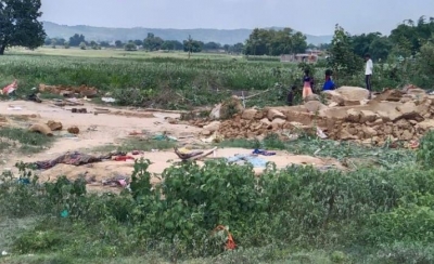  J'khand: Dalit Houses Demolished, Families Thrown Out-TeluguStop.com