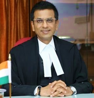  Justice Chandrachud: Disagree With Beatles Song, Need A Little More Than Love-TeluguStop.com