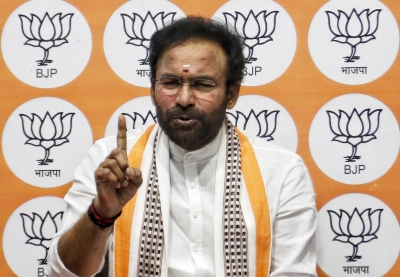  Kcr Insulting Governor, Says Kishan Reddy-TeluguStop.com