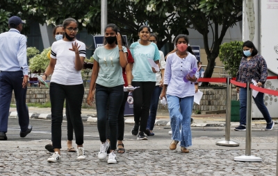  Kerala Neet Innerwear Row: Girls Allowed To Re-appear For Exam-TeluguStop.com