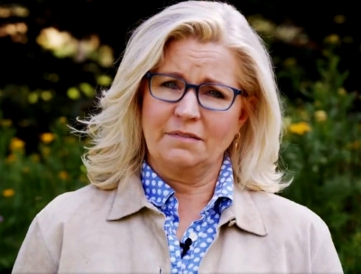  Liz Cheney Vows To Keep Battling Trump-TeluguStop.com