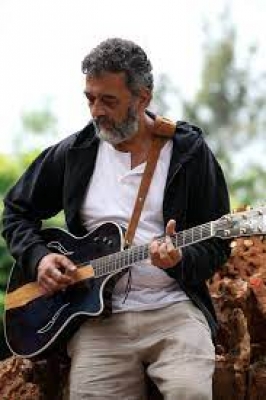 Lucky Ali: I Feel I Am A 'besura'-TeluguStop.com