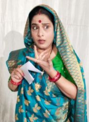  Marathi Tv Star Shubhangi Gokhale Joins The Cast Of 'maddam Sir'-TeluguStop.com