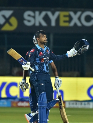  Mayank Agarwal Masterclass Gives Bengaluru Blasters 9-wicket Win Against Shivamo-TeluguStop.com