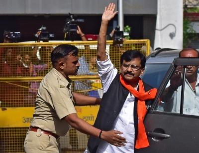  Mumbai Court Extends Sanjay Raut's Ed Custody Till August 8-TeluguStop.com