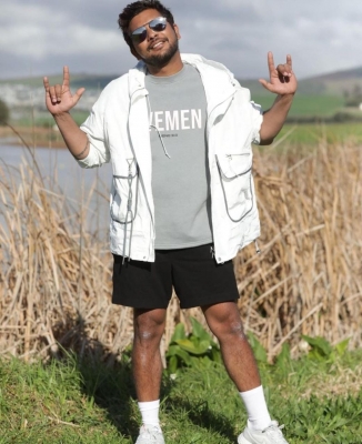 Nishant Bhat Performs Daredevil Stunts With Animals On 'kkk12' Nishant Bhat Performs Daredevil Stunts With Animals On 'kkk12'-TeluguStop.com