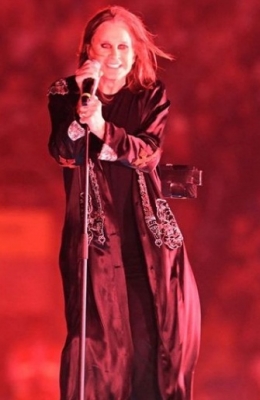 Ozzy Osbourne Back After Surgery For Cwg Closing Ceremony Act Ozzy Osbourne Back After Surgery For Cwg Closing Ceremony Act-TeluguStop.com
