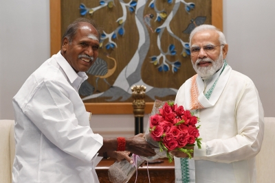  Puducherry Cm Meets Pm Modi In New Delhi After 15 Months Of Assuming Office-TeluguStop.com