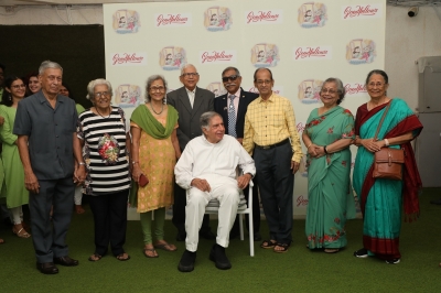  Ratan Tata Invests In Startup That Connects The Elderly With Young Graduates-TeluguStop.com