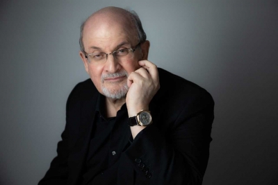  Rushdie Stabbed In New York State At Event On Asylum For Writers (3rd Ld)-TeluguStop.com