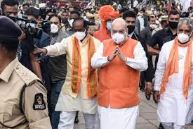  Amit Shah Reached Hyderabad.. Party Ranks Gave A Warm Welcome-TeluguStop.com