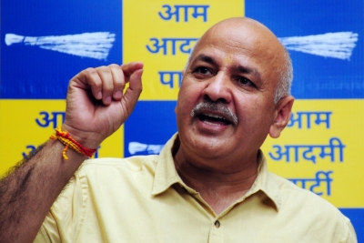  Sisodia Claims Of Getting 'message' From Bjp-TeluguStop.com
