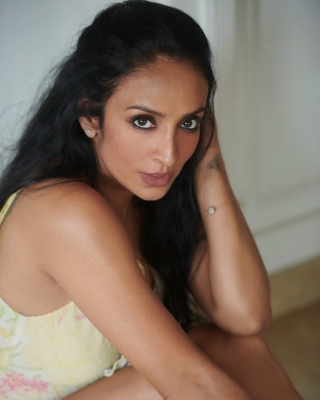  Suchitra Pillai Loved Playing Multiple Characters 'just Sitting In A Studio' For-TeluguStop.com