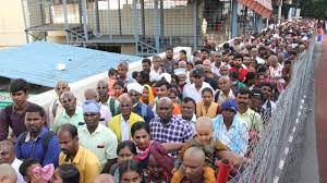  Crowd Of Devotees In Tirumala.. More Than 48 Hours For Darshan ,  Crowd,darshan,-TeluguStop.com