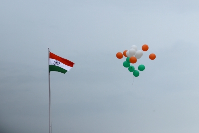  Tricolour Hoisted At B'luru Idgah Maidan For 1st Time Since Independence-TeluguStop.com