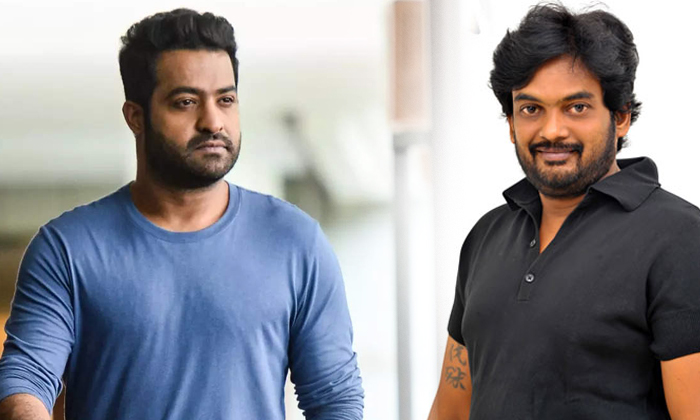  Vijay Devarakonda Liger Movie Story Went First To Ntr Details, Liger, Ntr, Puri-TeluguStop.com