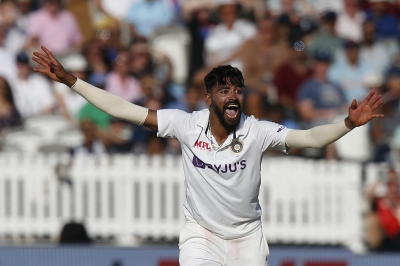  Warwickshire Sign Pacer Mohammed Siraj For The Last Three Matches Of County Cham-TeluguStop.com