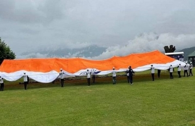  Why Is The Tricolour Enveloping Kashmir's Landscape Like Never Before?-TeluguStop.com