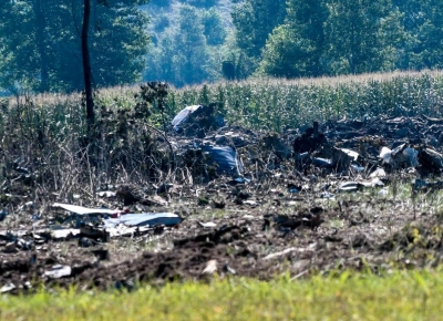  4 Killed In Private Jet Crash Over Baltic Sea-TeluguStop.com