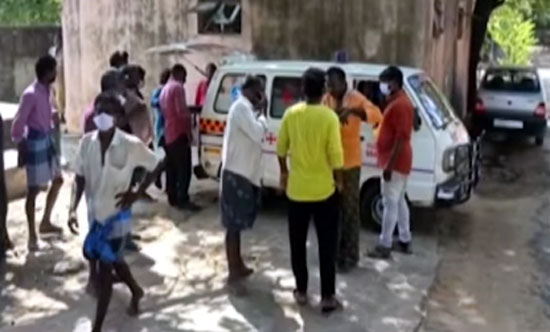  A Mafia Of Private Ambulance Drivers Is Raging In The Gudur Government Hospital-TeluguStop.com