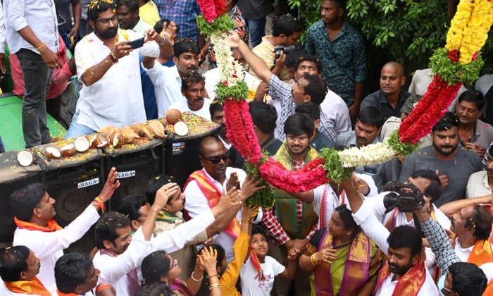  Ganesh Shobhayatra Begins Grandly In Khammam District Center ,ganesh Shobhayatra-TeluguStop.com