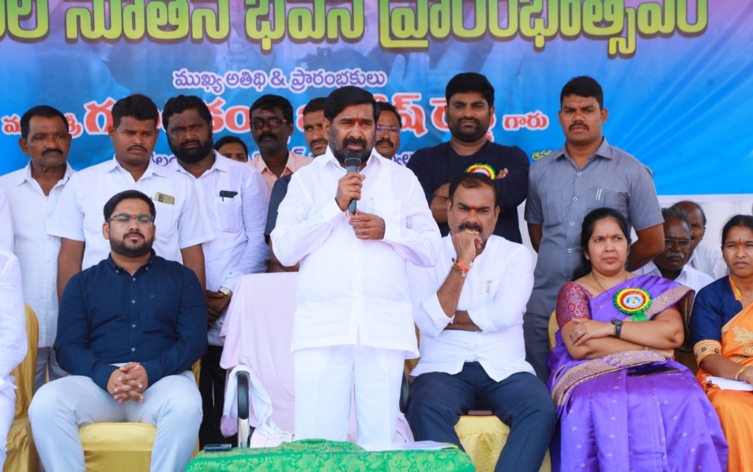  Education Is The Light Of Life: Minister-TeluguStop.com