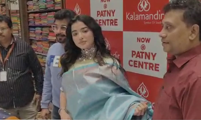  Ketika Sharma Has Opened Kalamandir's New Showroom In Patni Centre, Secunderabad-TeluguStop.com