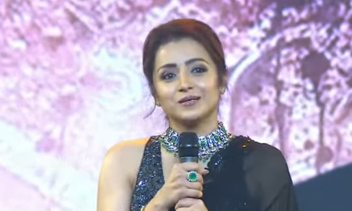  Trisha Krishnan Punch On Hariteja Comments In Ponniyin Selvan Event, Director Ma-TeluguStop.com