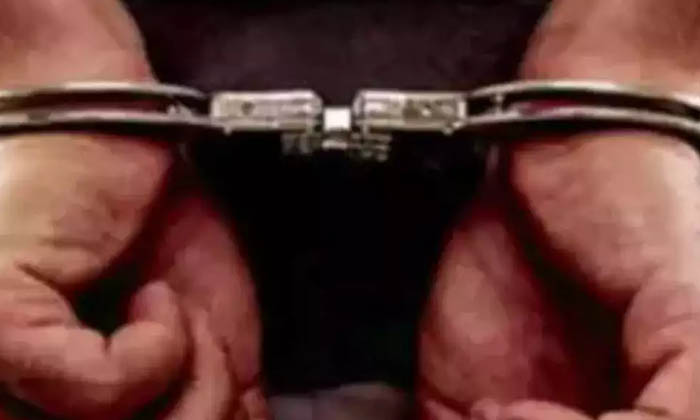  Singapore : Court Sentences Indian-origin Man To Life Imprisonment For Murder ,-TeluguStop.com
