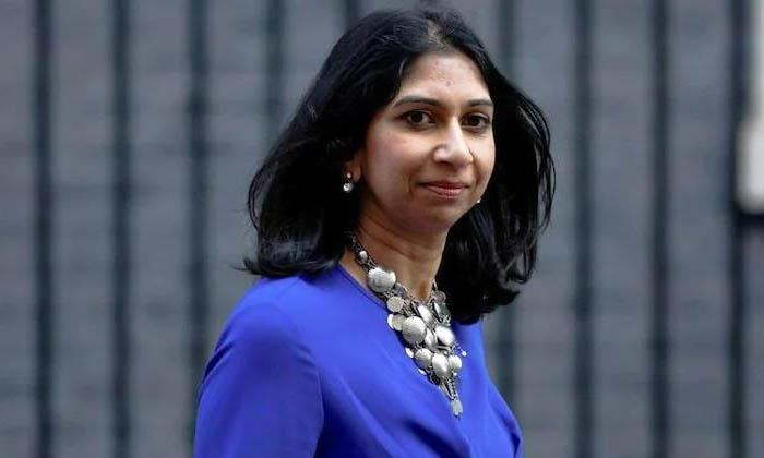  Uks India Origin Home Secretary Suella Braverman Wins 1st Queen Elizabeth Award-TeluguStop.com