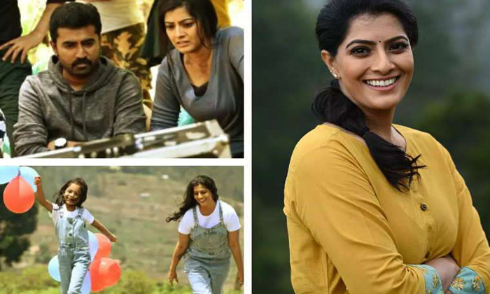  Actress Varalakshmi Sarath Kumar To Play Mother Role In Sabari Movie,actress Var-TeluguStop.com