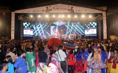  After Two Years, Mumbai Ready To Swing, Swirl And Sing To Navratri Tunes-TeluguStop.com