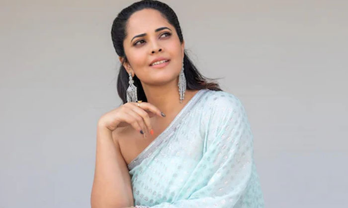 Anasuya Bharadwaj Strong Reply To Netizen In Twitter For Negative Comments Anasu Anasuya Bharadwaj Strong Reply To Netizen In Twitter For Negative Comments Anasu-TeluguStop.com