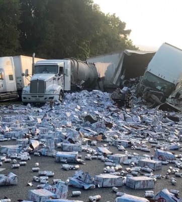  Beer Spill Blocks Florida Highway-TeluguStop.com