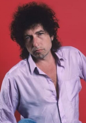  Bob Dylan's Audiobook Has All-star Cast Of Narrators, Including Helen Mirren, Os-TeluguStop.com