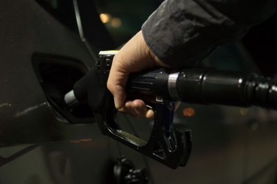  Botswana Gets First Fuel Price Fall In 2022-TeluguStop.com