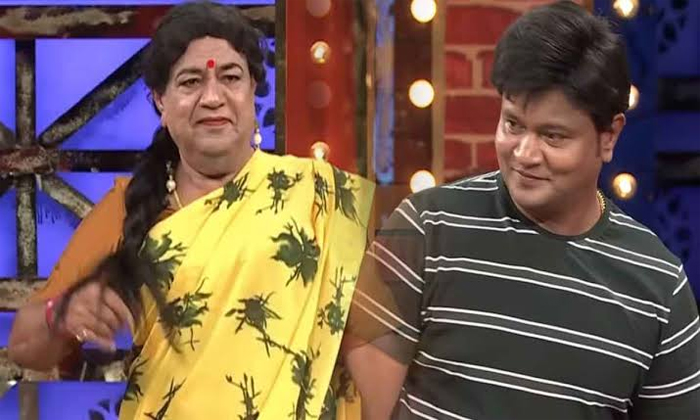  Bullet Bhaskar Father Jabardasth Episode Lady Getup For Trp Ratings Details, App-TeluguStop.com