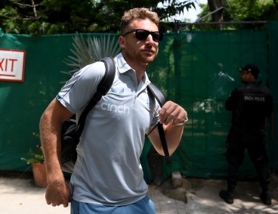 Buttler Could Miss The Entire 7-match T20i Series Vs Pakistan To Give Him Time T Buttler Could Miss The Entire 7-match T20i Series Vs Pakistan To Give Him Time T-TeluguStop.com