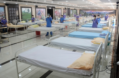  Delhi To Scale Down Staff, Equipment Deployment In Hospitals-TeluguStop.com