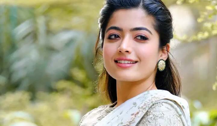  Rashmika Shocking Comments About Friends And Hostel Life Details Here , Hostel L-TeluguStop.com
