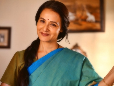  For Me, Thought Process Defines Independence, Says Amala-TeluguStop.com