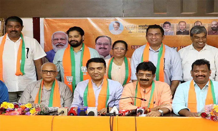 Telugu Apcm, Cm Kcr, Corona, Komatireddy, Ktr, Mlc Kavitha, Robin Uthappa, Sonal Telugu Apcm, Cm Kcr, Corona, Komatireddy, Ktr, Mlc Kavitha, Robin Uthappa, Sonal